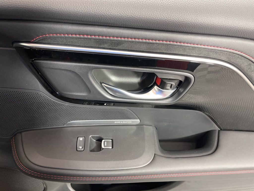 Thumbnail: 2025 Acura ADX - 11