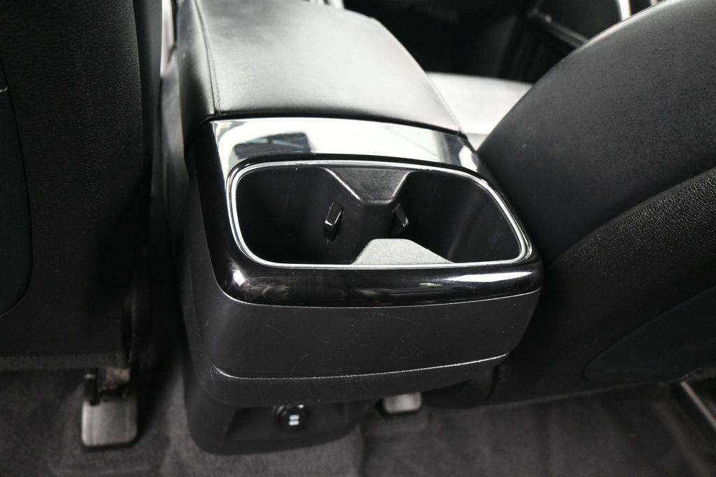 Used 2022 Gravity Gray Kia LX image 33