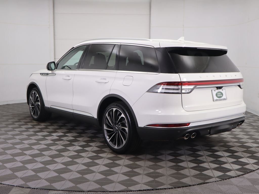 Thumbnail: 2023 Lincoln Aviator - 7