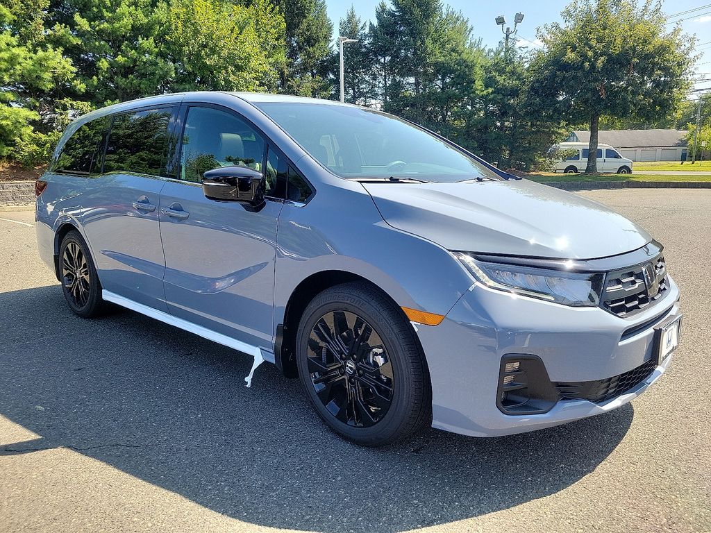 Thumbnail: 2025 Honda Odyssey - 2