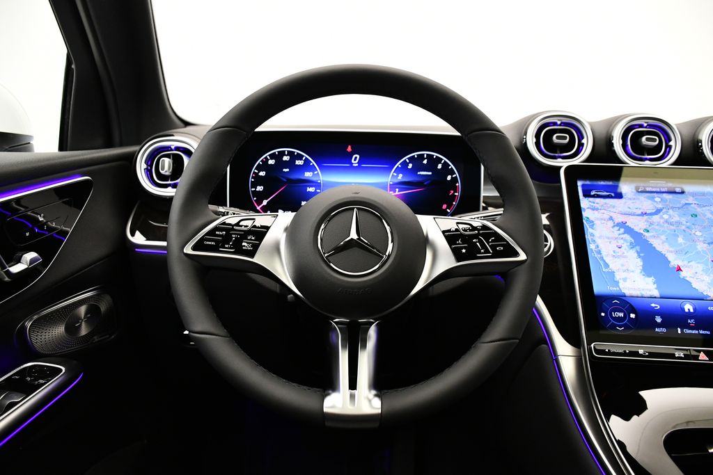 2025 Mercedes-Benz GLC 300 22