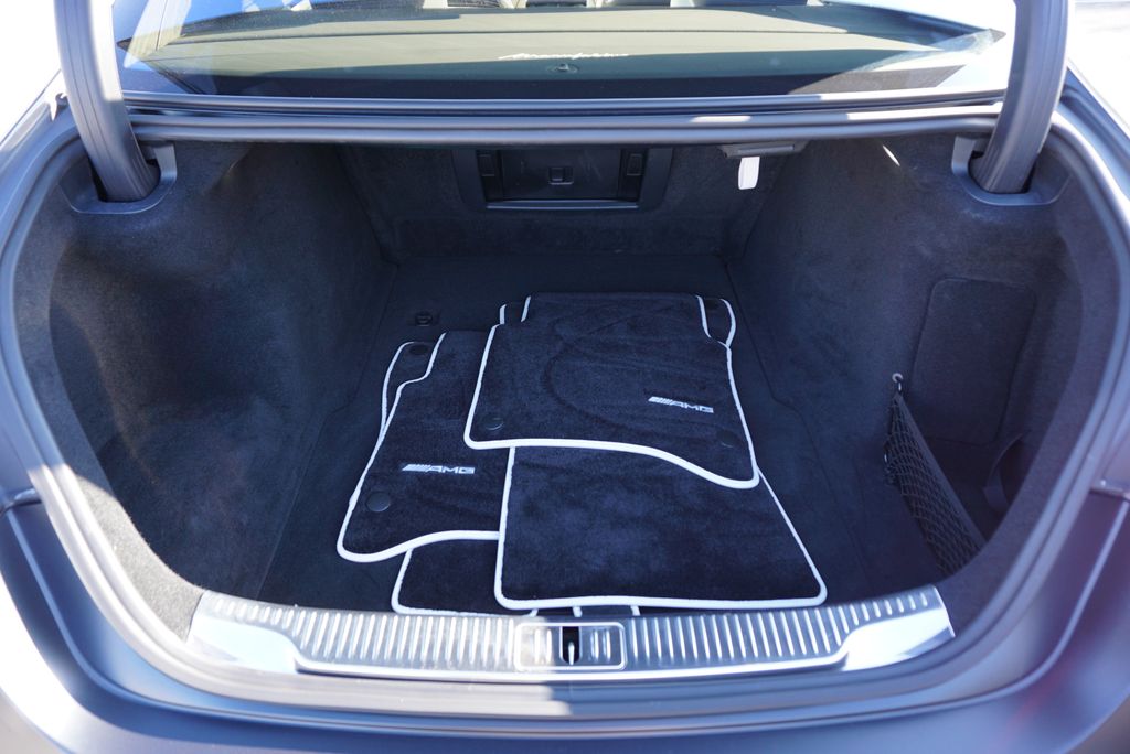 Thumbnail: 2023 Mercedes-Benz S-Class - 18