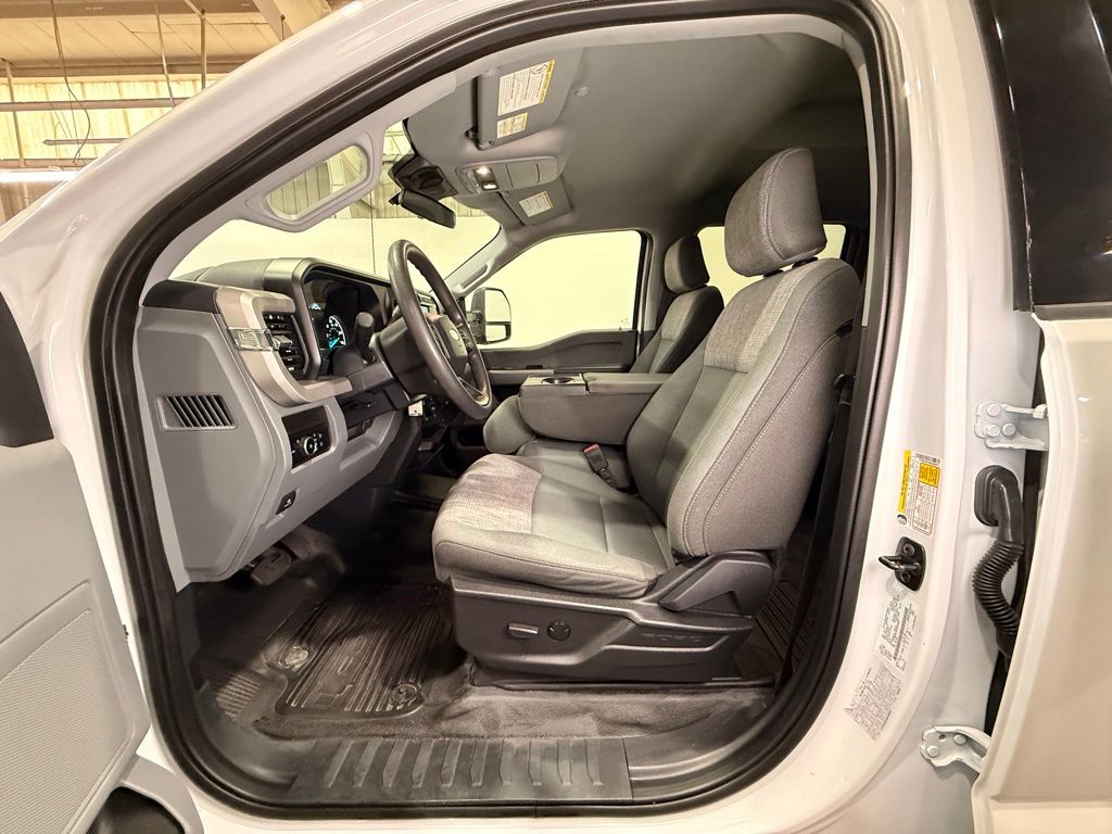 2024 Ford F-350SD XLT