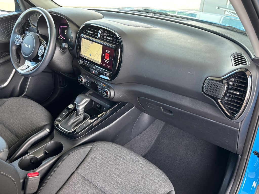 Thumbnail: 2023 Kia Soul - 21