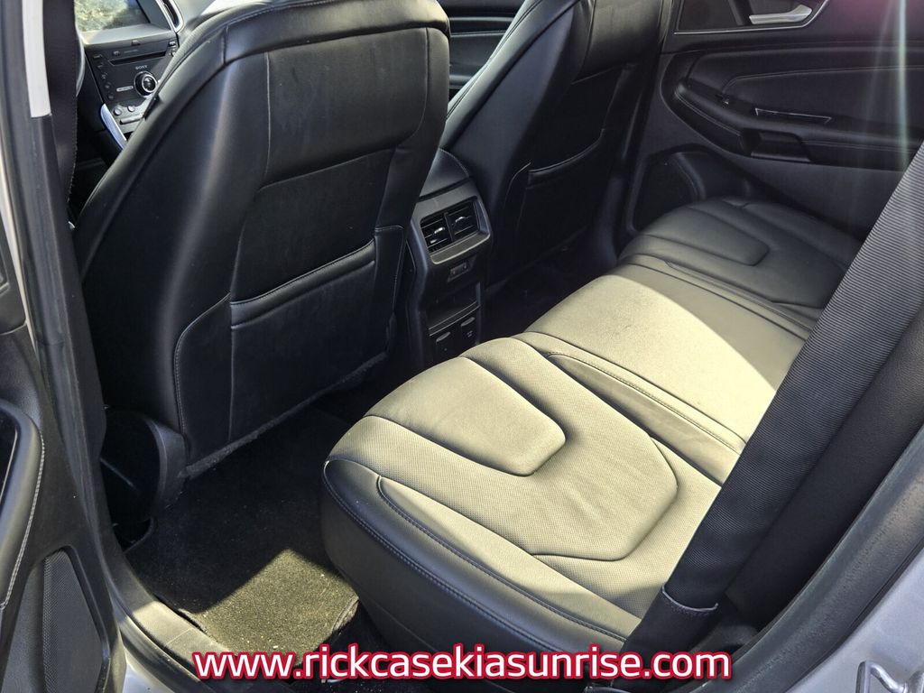 2016 Ford Edge - $11,840