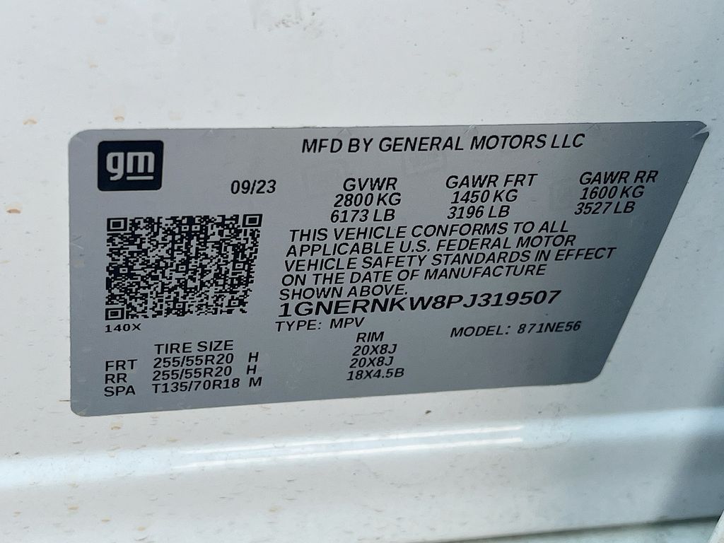 Used 2023 Beige Chevrolet High Country image 34