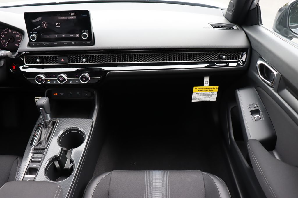 2025 Honda Civic Sport 16