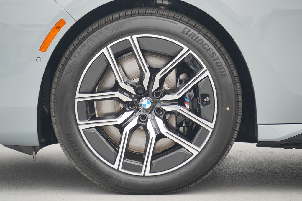 Thumbnail: 2025 BMW 7 Series - 5