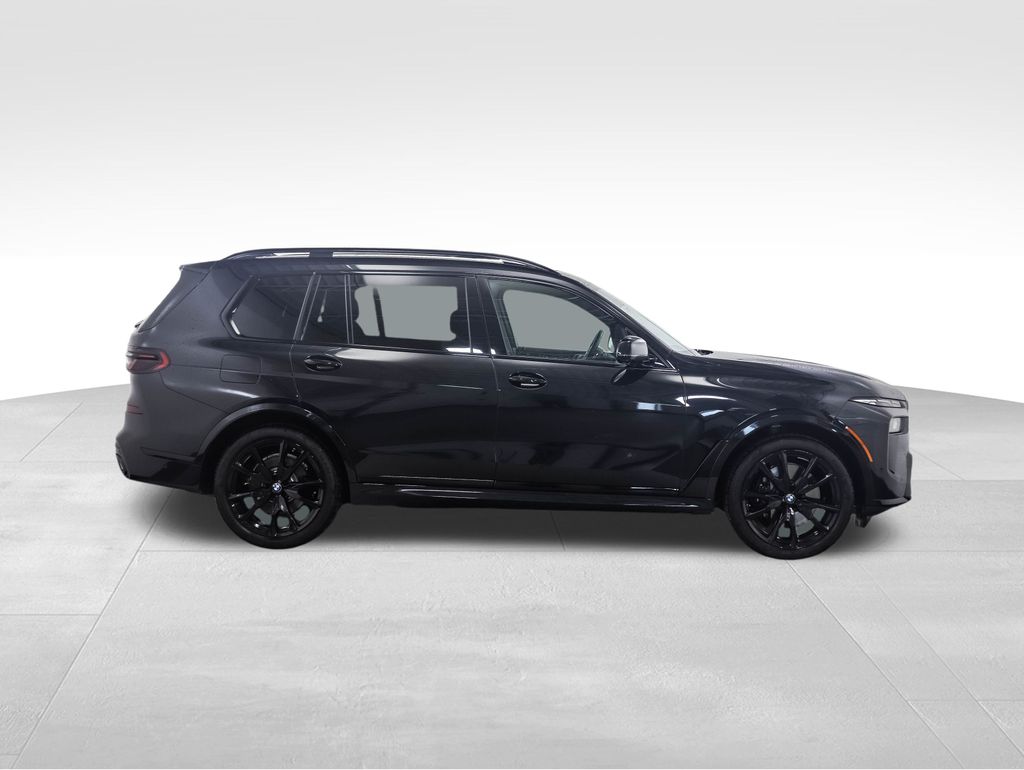 Thumbnail: 2025 BMW X7 - 6