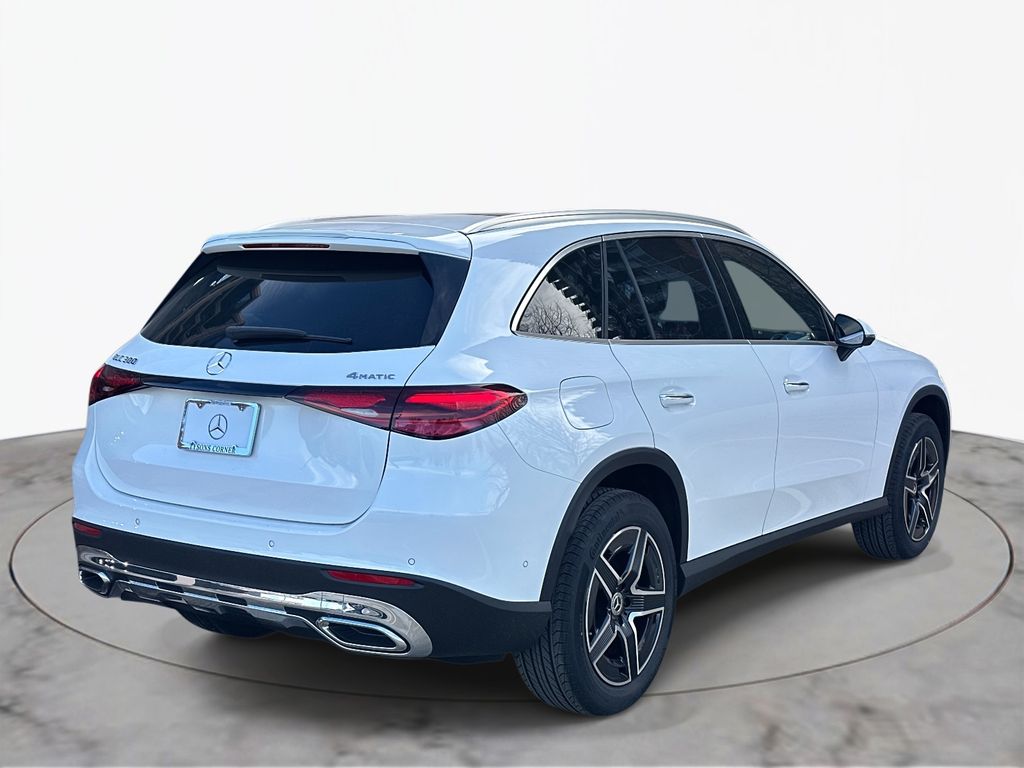 Thumbnail: 2026 Mercedes-Benz GLC - 4