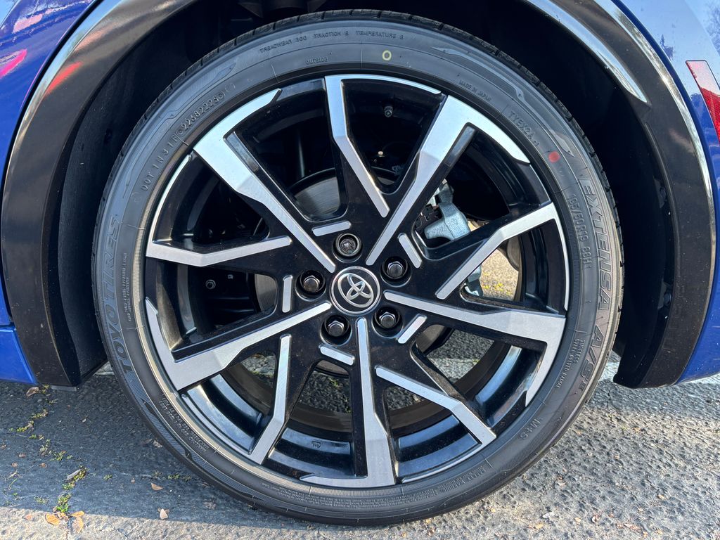 Thumbnail: 2026 Toyota Prius - 32