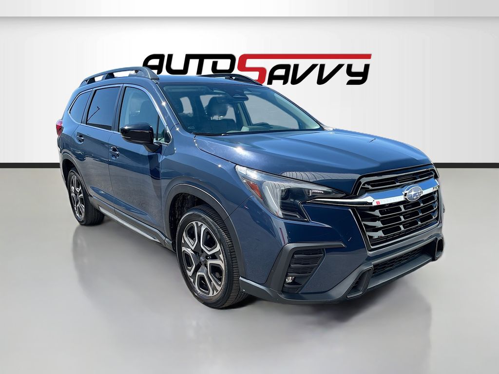 2024 Subaru Ascent Limited 8 Passenger's photo