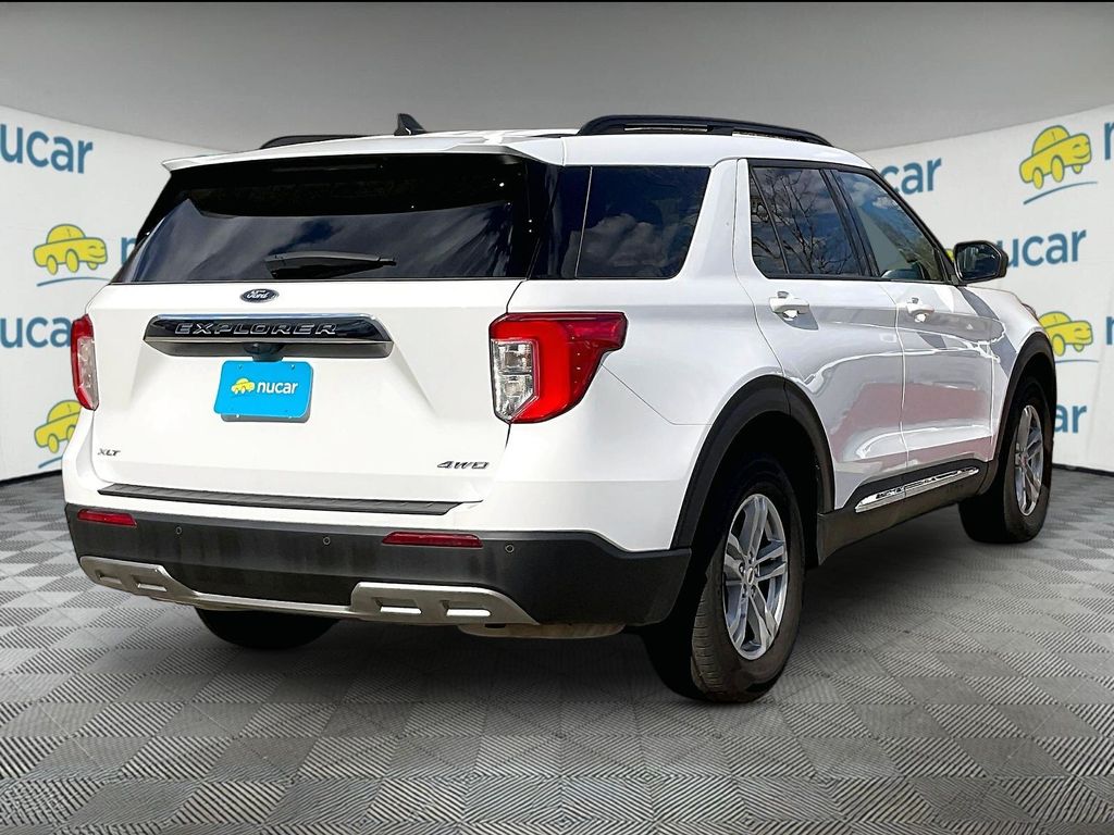 2023 Ford Explorer — photo 6