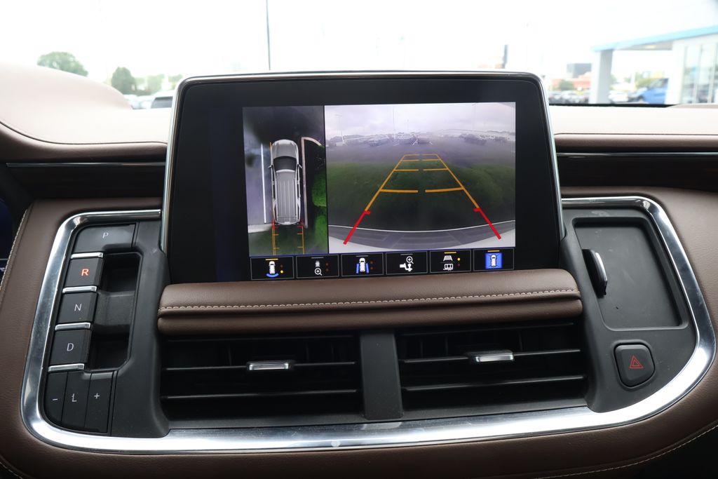 2023 Chevrolet Suburban High Country 25