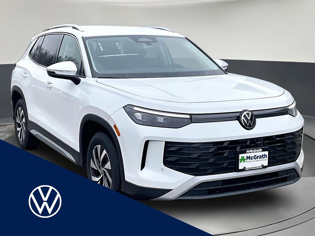 Pure White 2026 Volkswagen Tiguan S 4Motion SUV / Crossover All-Wheel Drive 8-Speed Automatic