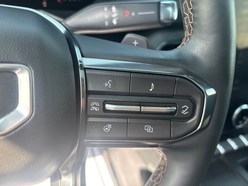 Used 2024 GMC Acadia SUV