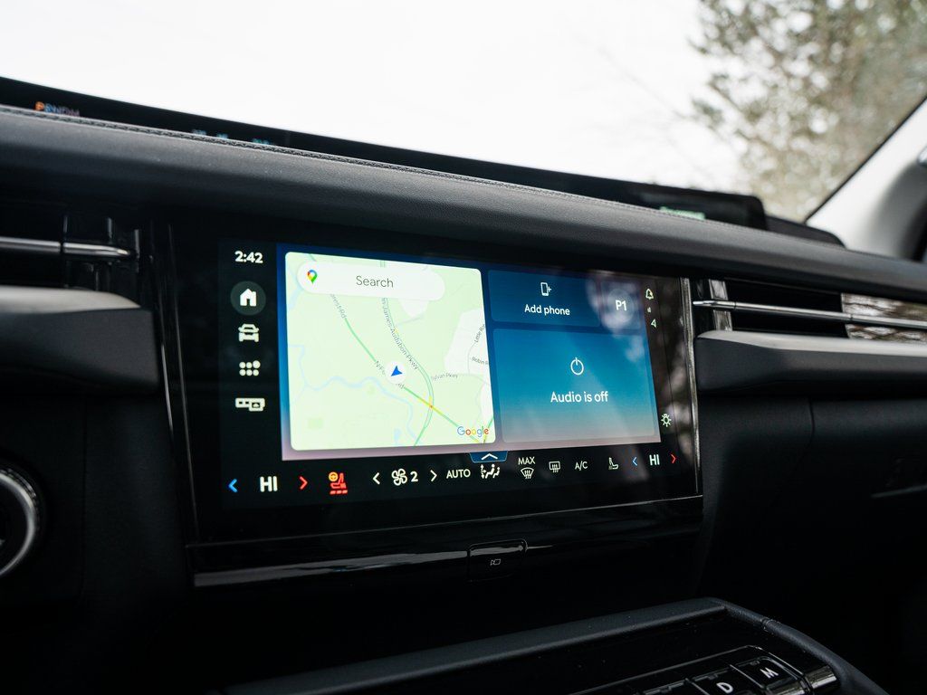 New 2026 White Lincoln Reserve image 28