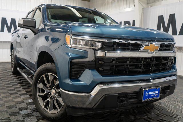 Lakeshore Blue Metallic 2024 Chevrolet Silverado 1500 LT Crew Cab 4WD Pickup Truck Four-Wheel Drive 8-Speed Automatic