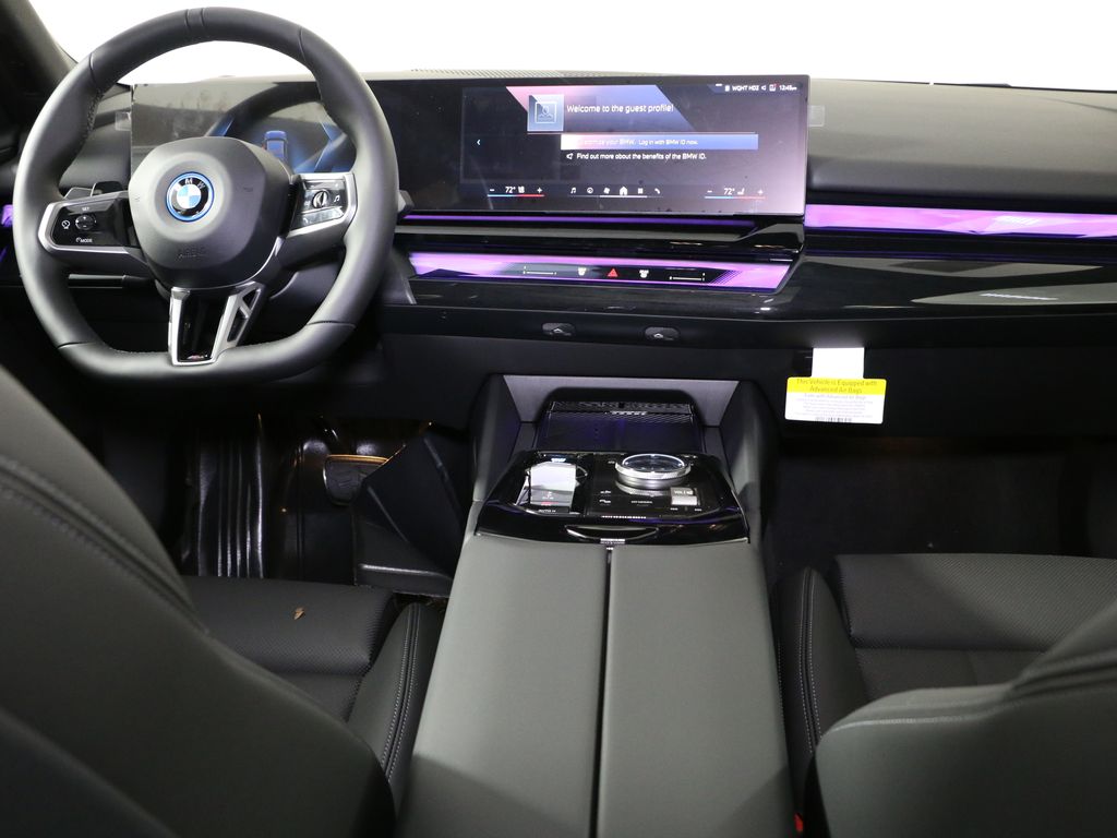 2025 BMW i5 xDrive40 16