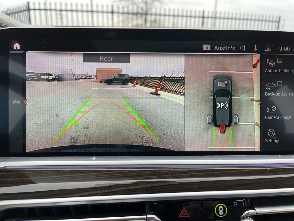 Thumbnail: 2022 BMW X7 - 26