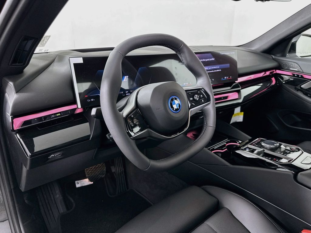 Thumbnail: 2026 BMW i5 - 9