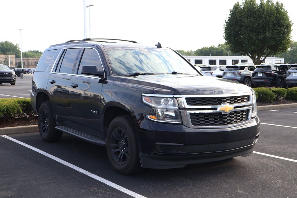Thumbnail: 2019 Chevrolet Tahoe - 3