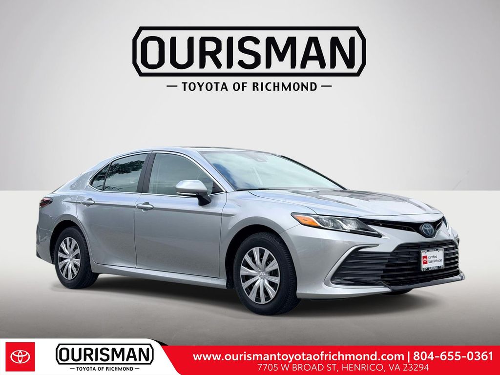 Celestial Silver Metallic 2022 Toyota Camry Hybrid Sedan Front-Wheel Drive Continuously Variable Transmission