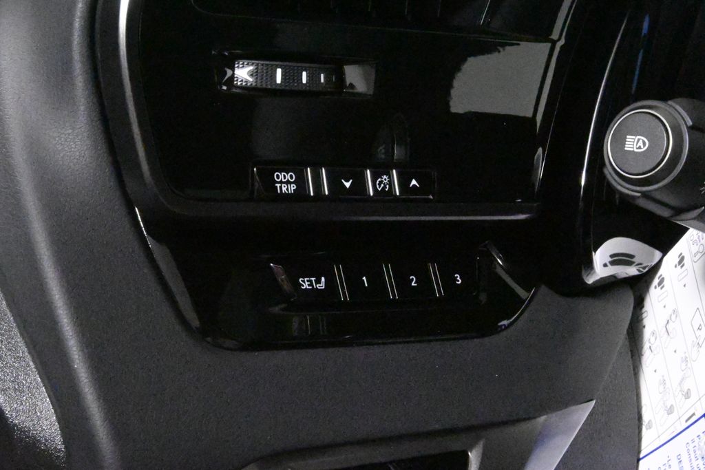 Thumbnail: 2025 Lexus RX - 28