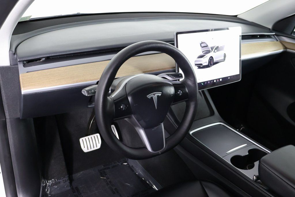 Thumbnail: 2022 Tesla Model Y - 7