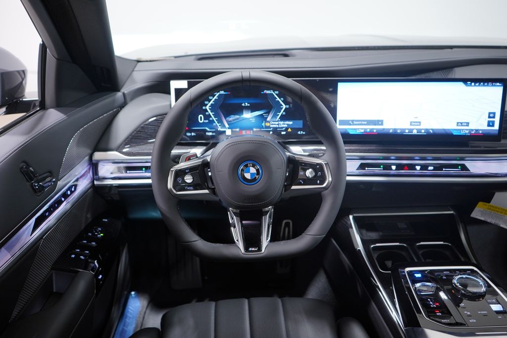 Thumbnail: 2026 BMW i7 - 12