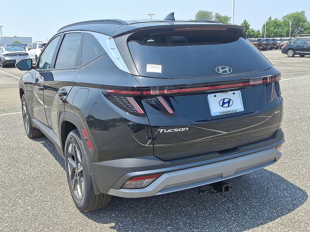 Thumbnail: 2025 Hyundai Tucson - 3