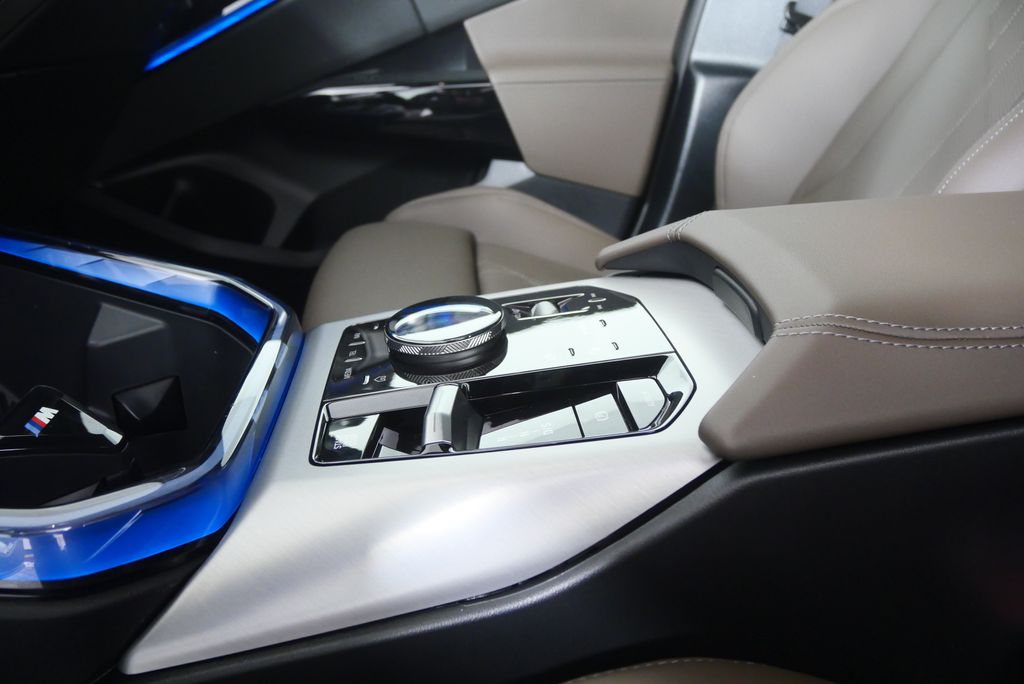 Thumbnail: 2026 BMW X3 - 19