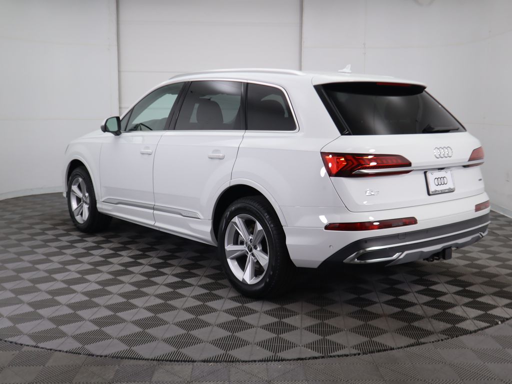 2024 Audi Q7 Premium Plus 8