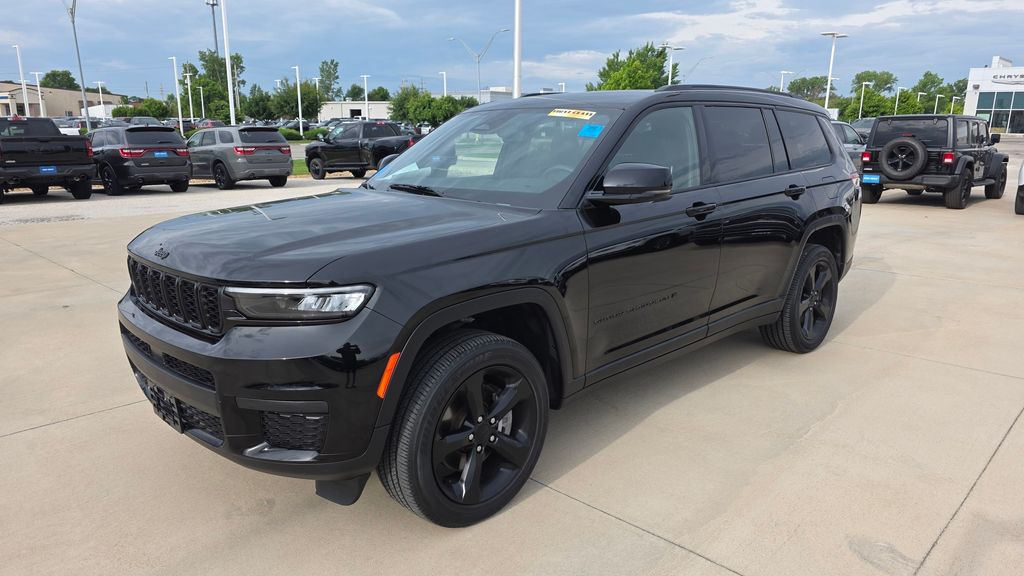 2023 Jeep Grand Cherokee L Altitude