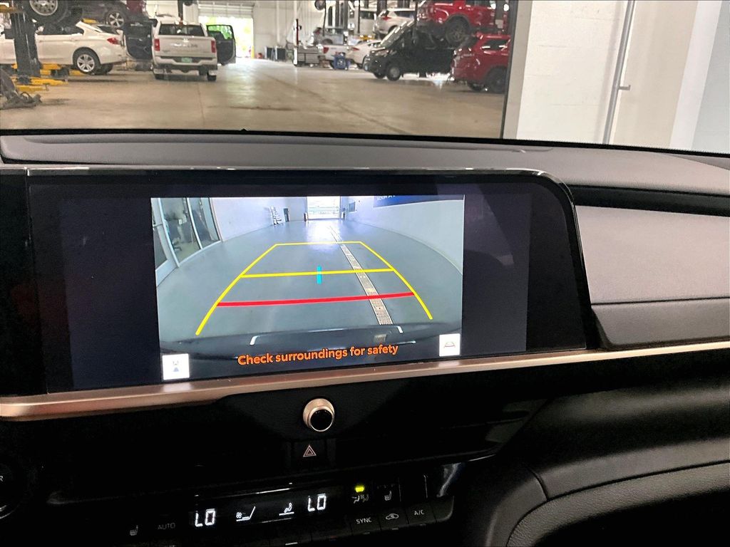 2023 Toyota Crown — photo 19