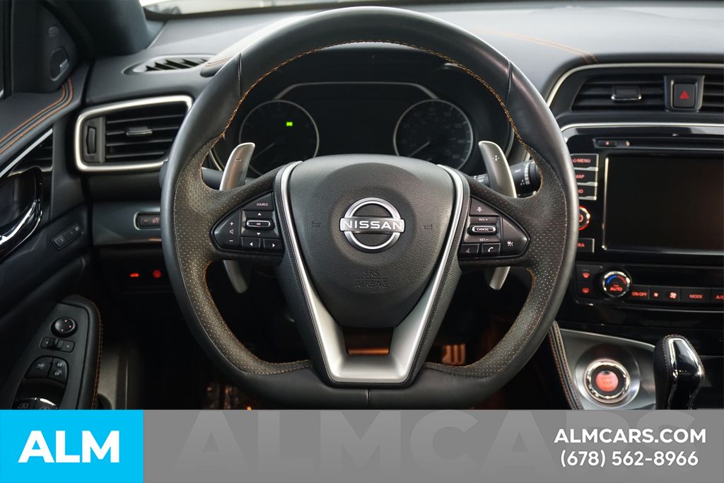 Used 2023 White Nissan SR image 24