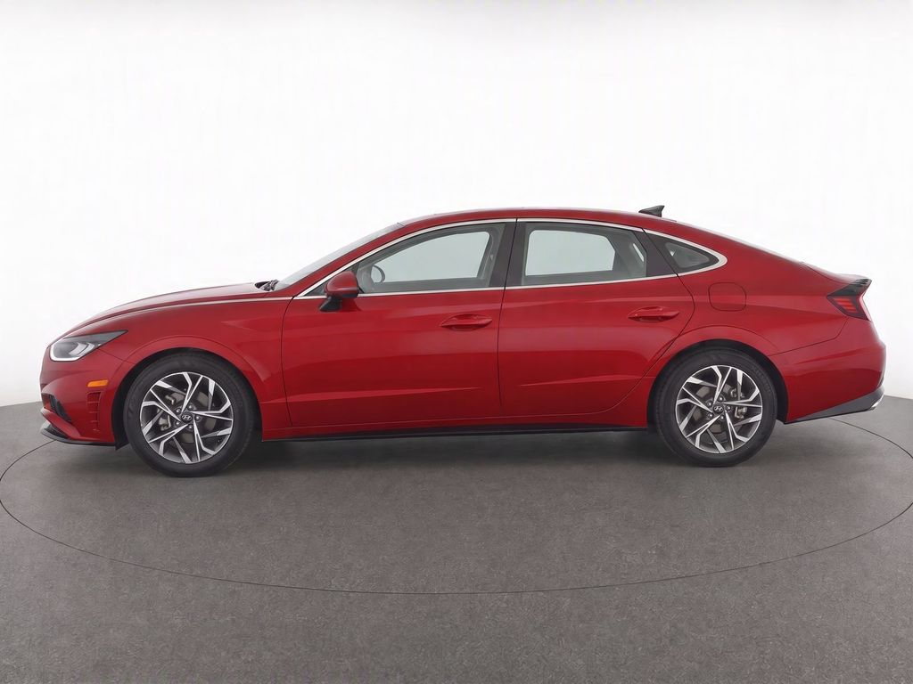 Used 2023 Red Hyundai SEL image 7