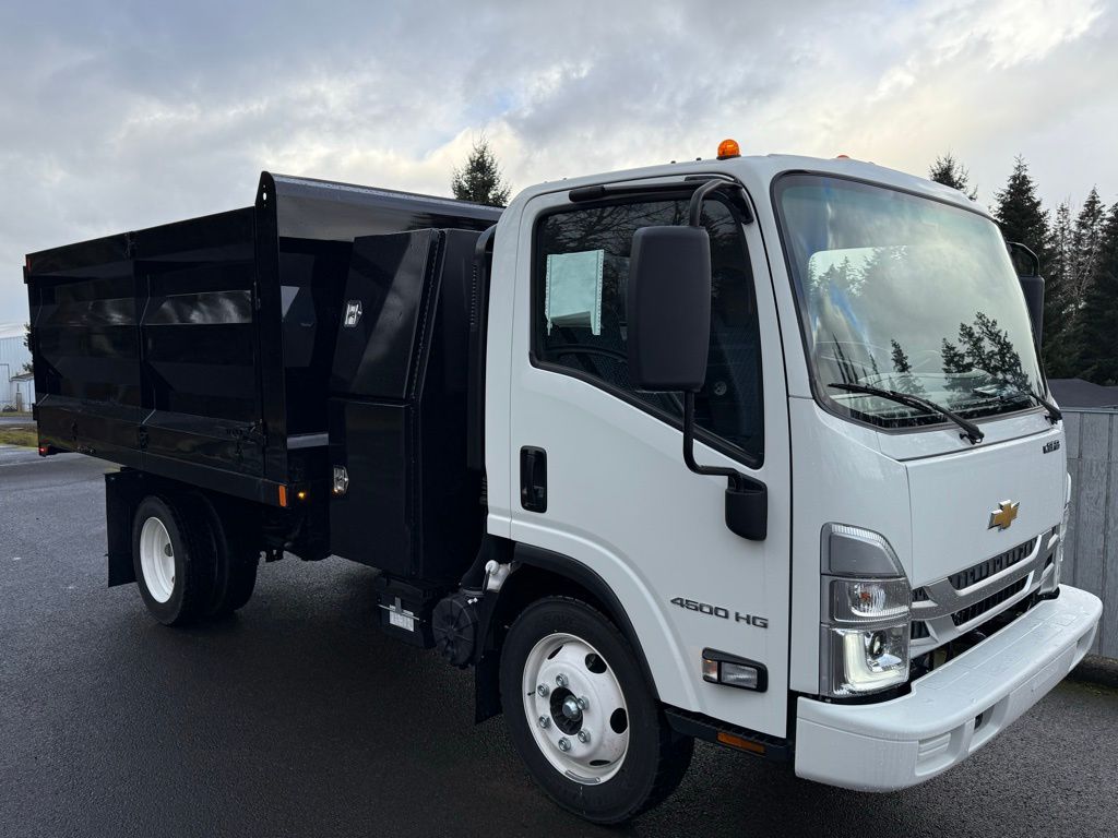 2024 Chevrolet 4500 HG LCF Gas 12FT Landscape Dump & Storage