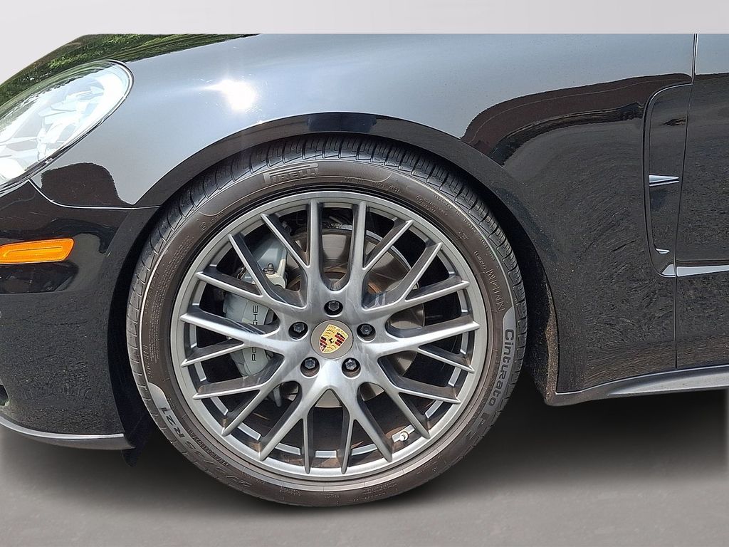 Thumbnail: 2018 Porsche Panamera - 7