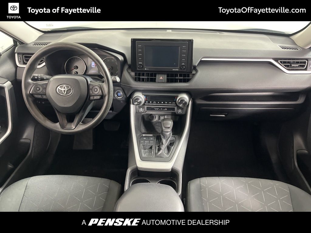 Thumbnail: 2021 Toyota RAV4 - 16