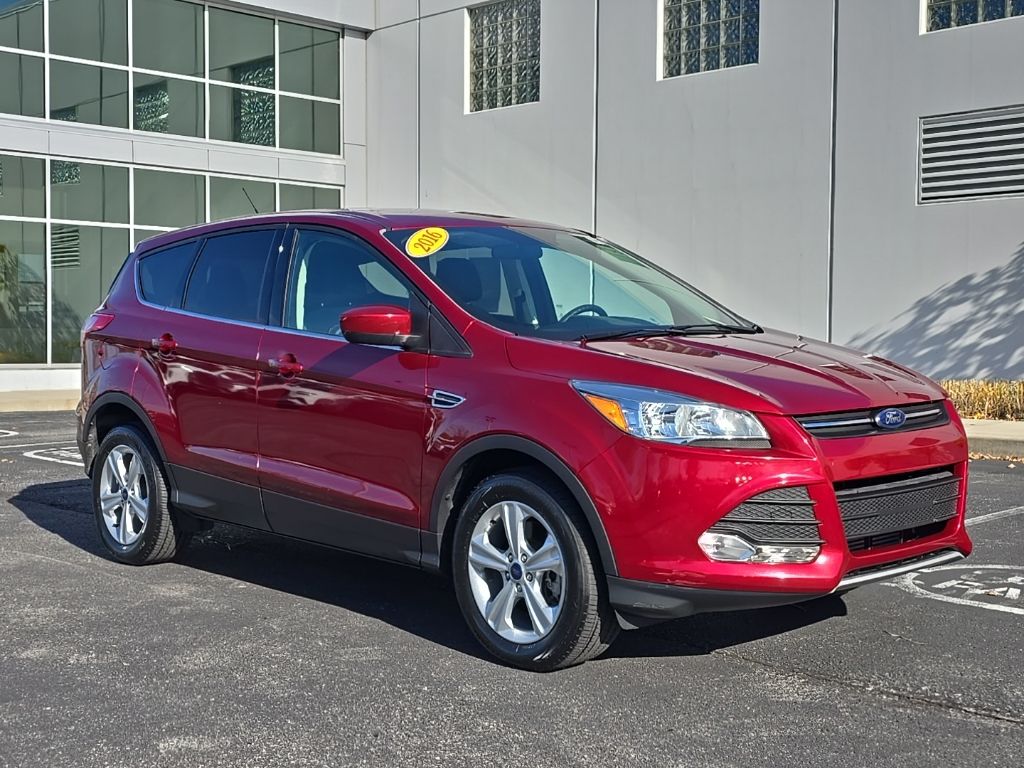 Thumbnail: 2016 Ford Escape - 4