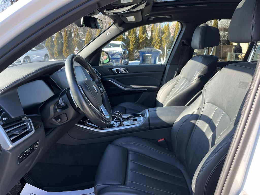 Thumbnail: 2020 BMW X5 - 11