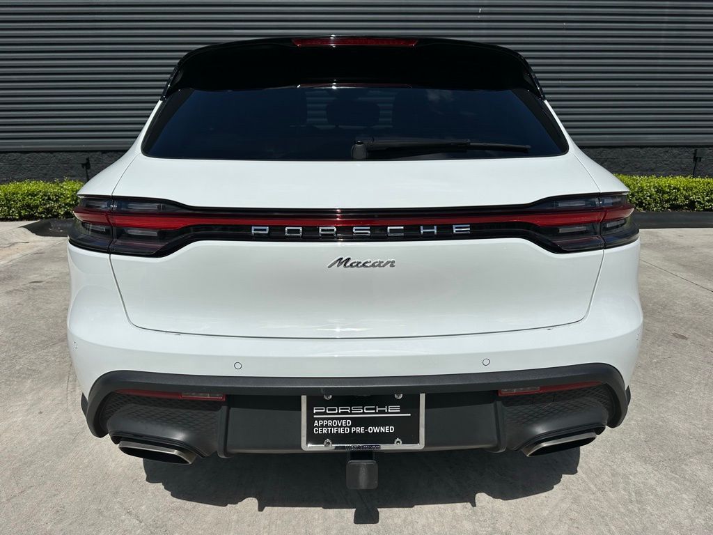 Thumbnail: 2023 Porsche Macan - 12