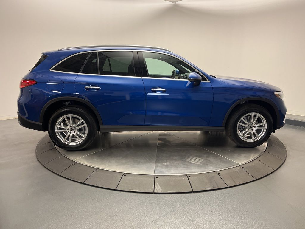 Thumbnail: 2026 Mercedes-Benz GLC - 8