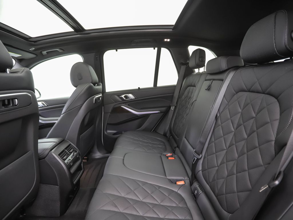 Thumbnail: 2024 BMW X5 - 22