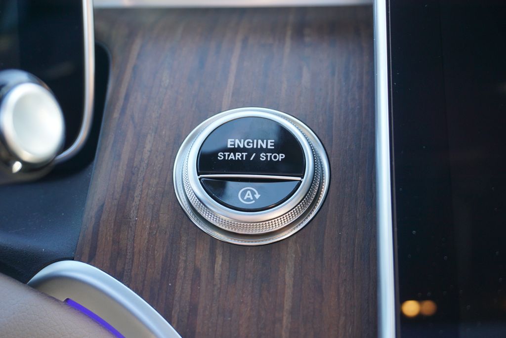 Thumbnail: 2026 Mercedes-Benz GLC - 32