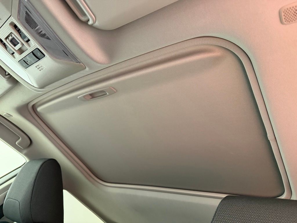 Thumbnail: 2024 Toyota RAV4 - 19