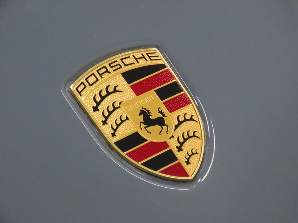 Thumbnail: 2023 Porsche 911 - 21