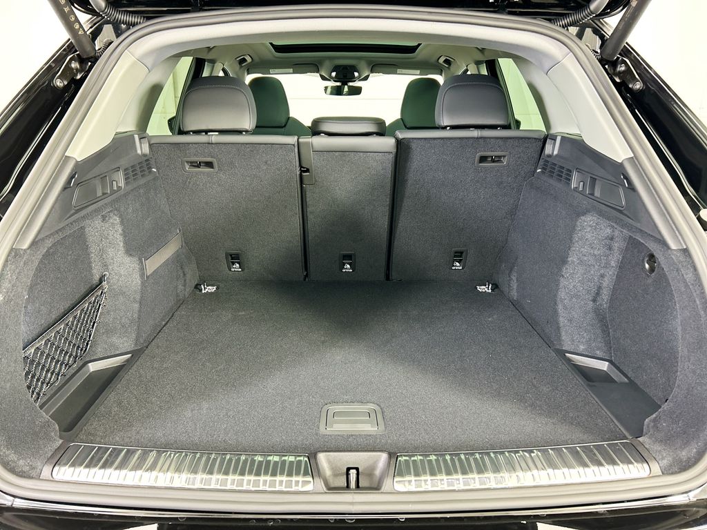 Thumbnail: 2025 Audi Q5 - 27