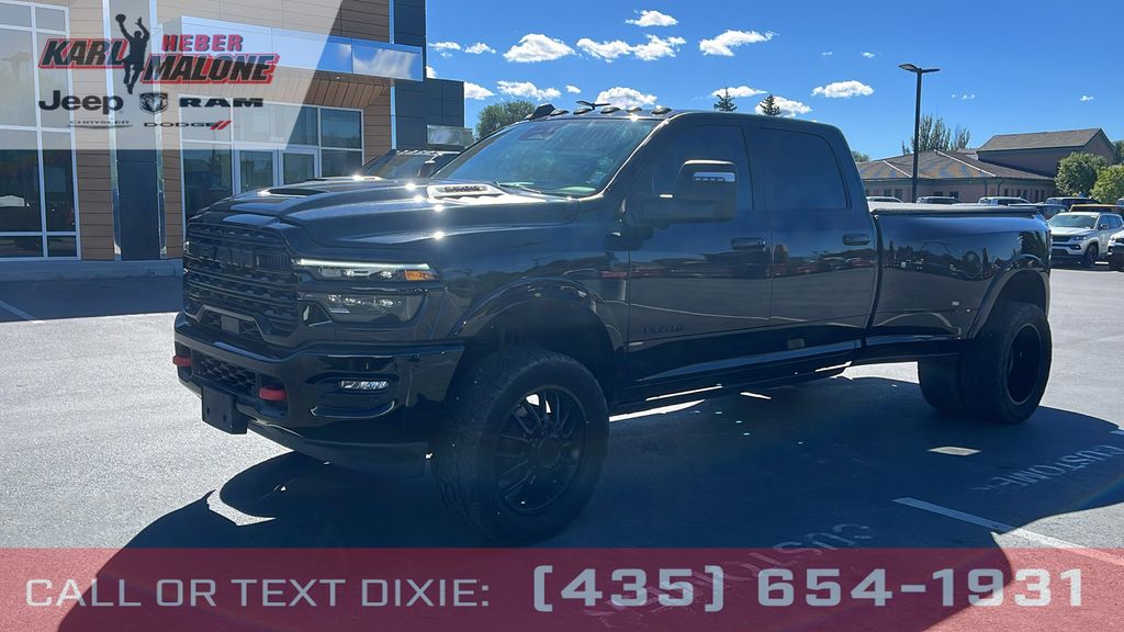 2026 RAM 3500 Limited Crew Cab LB DRW 4WD